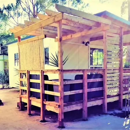Campingplatz La Pinede Enchantee