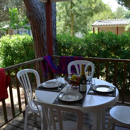 La Pinede Enchantee Parque de Campismo 3*